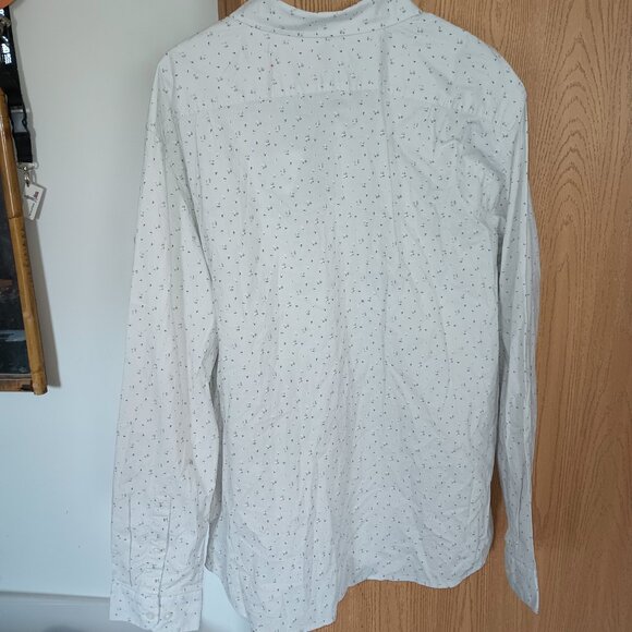 NEW Goodfellow & Co™ Men's Every Wear Long Sleeve Button-Down Shirt Silver - Picture 4 of 8